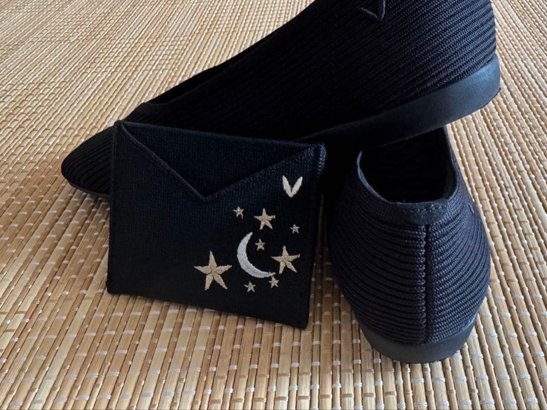 【VIVALA】ブラック/フラットシューズ/ポーチ付き/23.5〜24.0cm