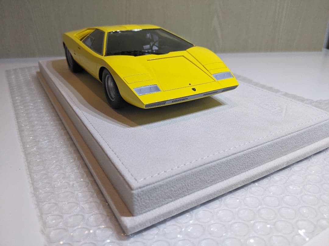 1/18 アイドロン カウンタックLP500 後期型 1971 - メルカリ
