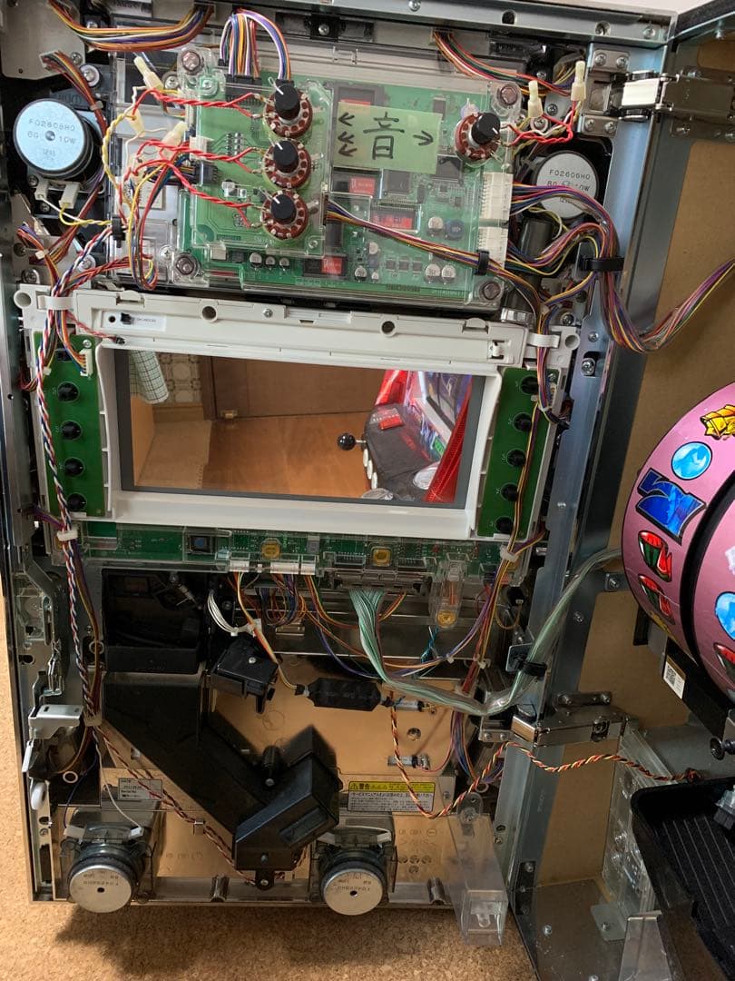 スロット 実機 5号機 銀と金 コイン不要機付き - メルカリ