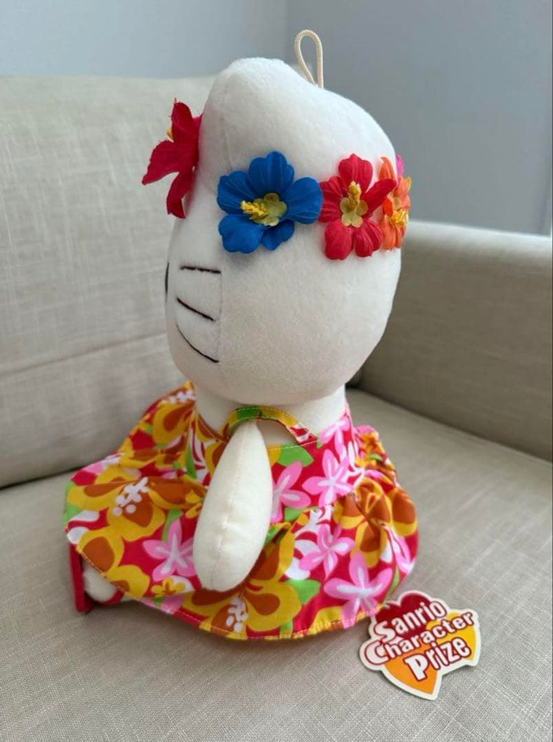 ハローキティ アロハ ビーチ日焼け姿 ぬいぐるみ 新品タグ付き 2004年