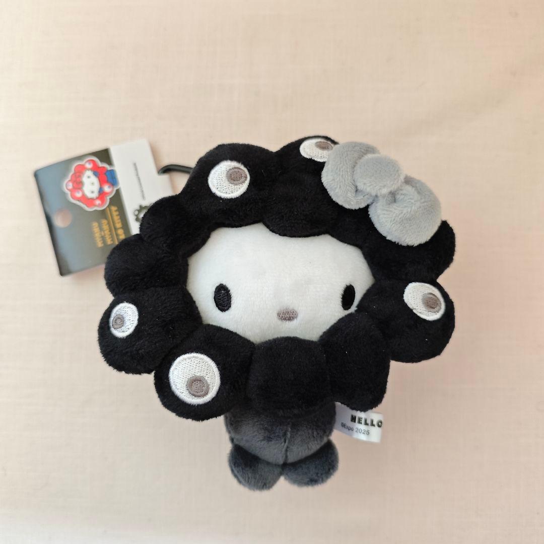 ミャクミャク なりきりぬいぐるみ キティ カラビナ BC ブラック 万博