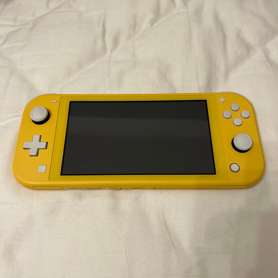 【美品】Nintendo Switch Lite イエロー　本体 Amazon.co.jp: 【整備済み品】 Nintendo Switch Lite 本体 イエロー