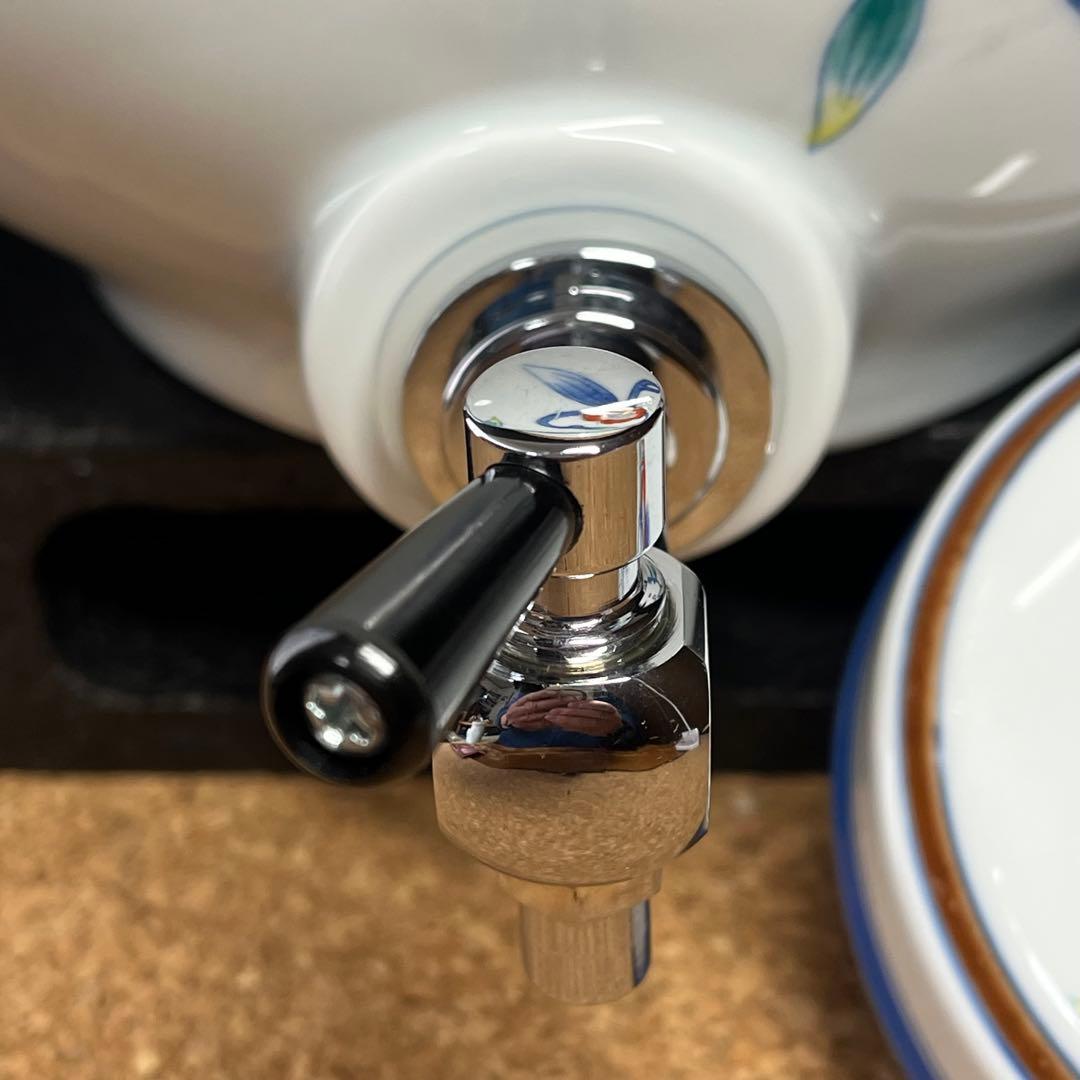 未使用】有田焼.華山萬右衛門窯 染錦枝花酒器/陶器製花枝保冷サーバー