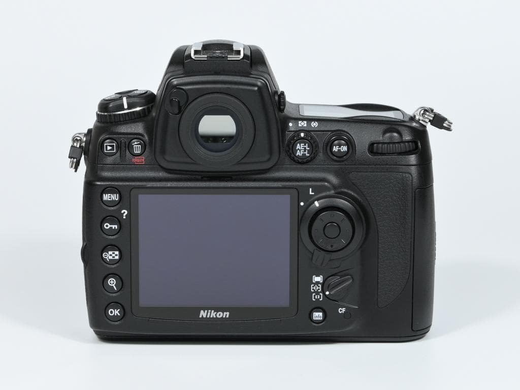 【超美品】 ニコン　Nikon D700 ボディ 《バッテリーパック付》