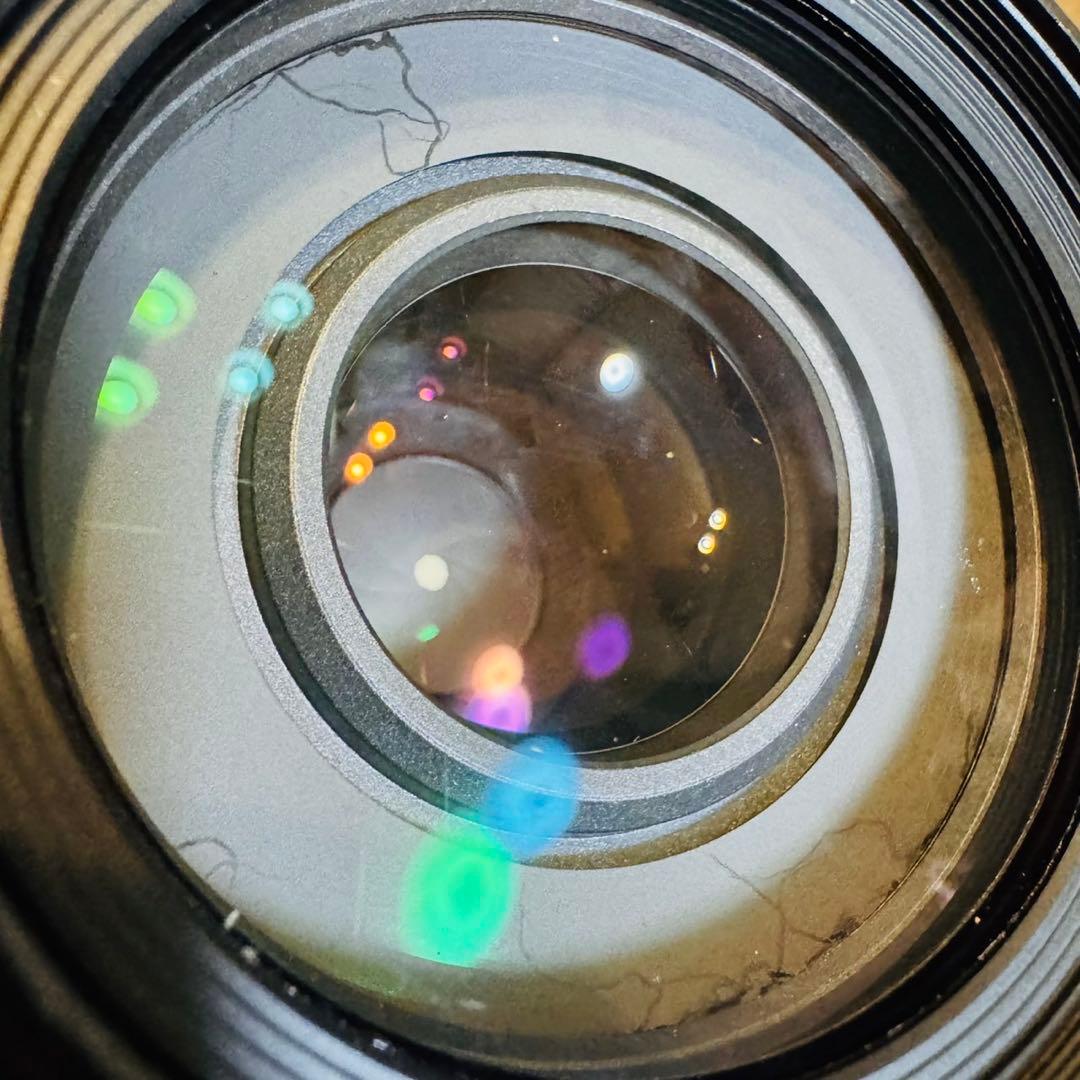 美品 Nikon ED AF 70-300mm f/4-5.6 D 望遠レンズ