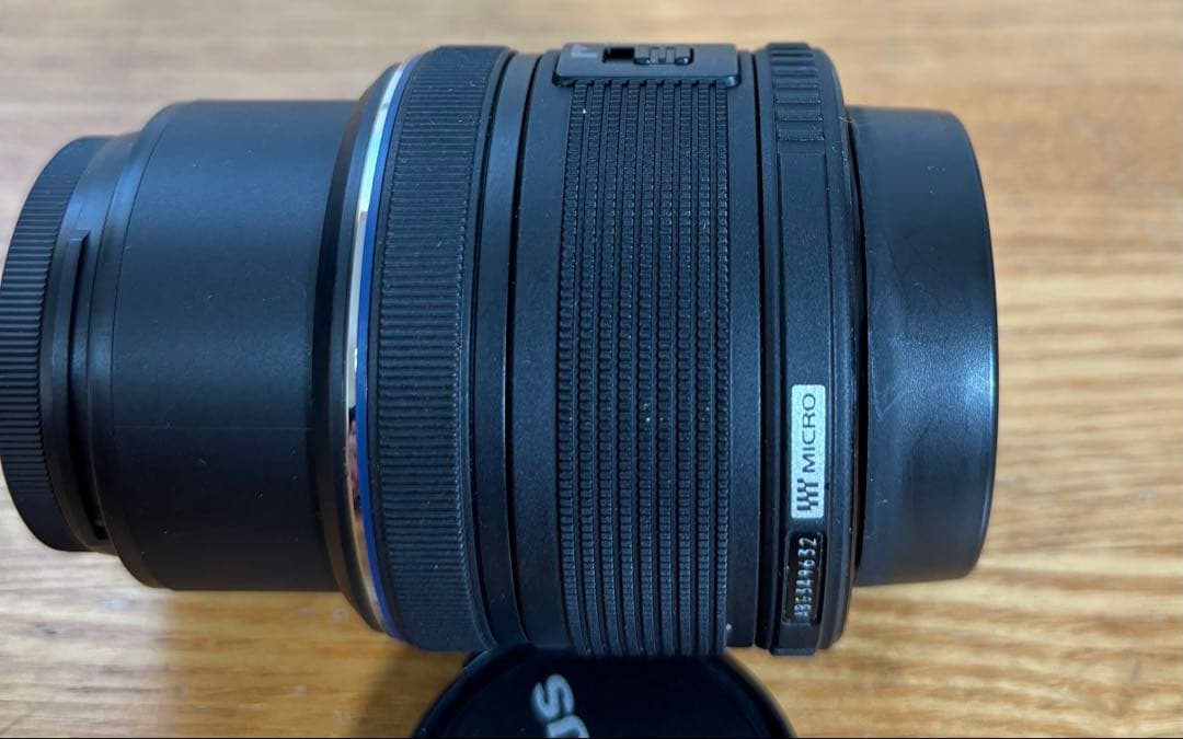 オリンパス　M.Zuiko 14-42mm f3.5-5.6 II R レンズ
