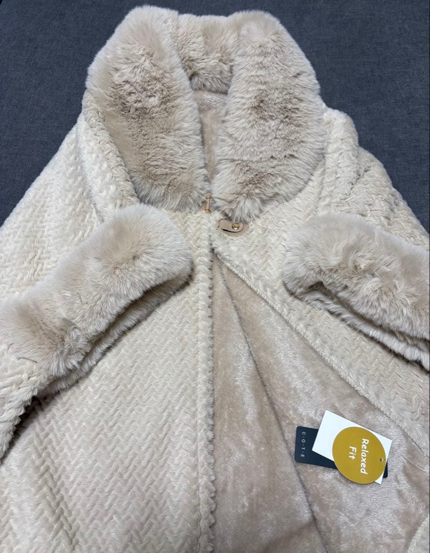 ISHIKAWA-LABO（イシカワラボ）ファー付きポンチョ 【タグ付き