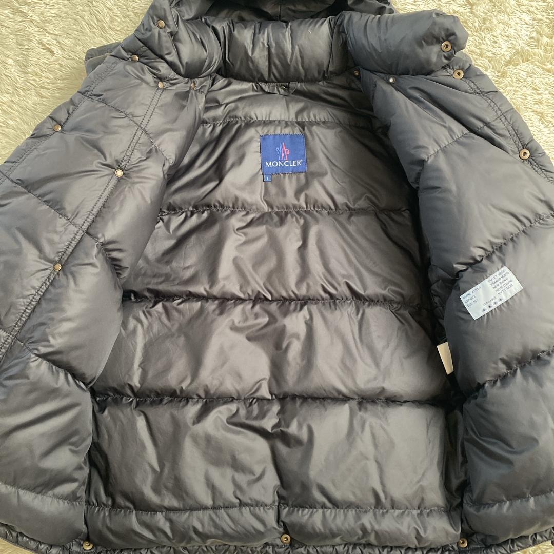 極美品 青タグ モンクレール カラコルム ブラック ダウン フランス製