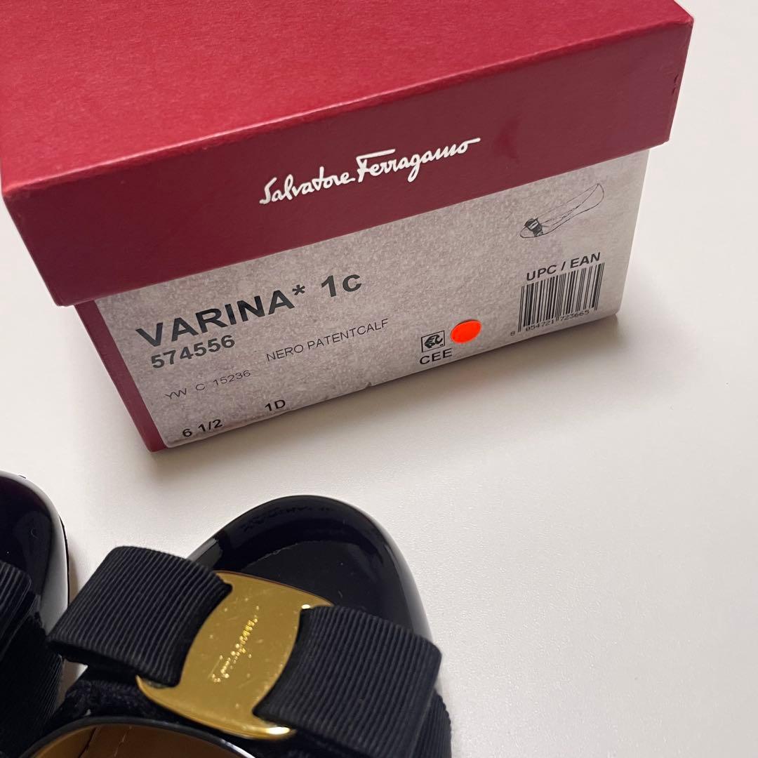 t*u様 【美品】フェラガモ ヴァリナ 23.5cm
