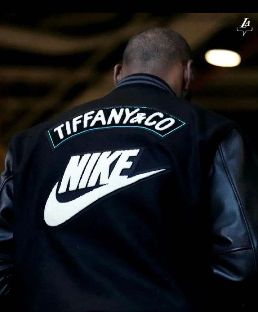 ナイキ ティファニー コラボ スタジャン XXLサイズ - メルカリ