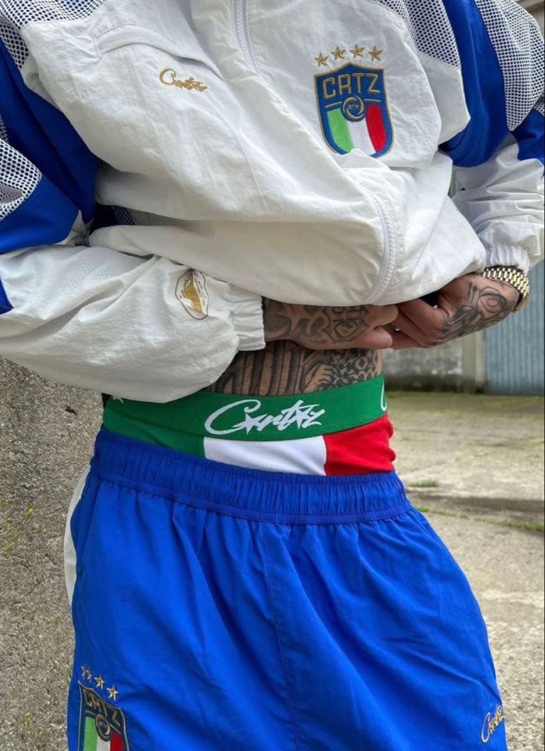 即日発送 corteiz セットアップ ナイロン コーテイズ ブルー M - メルカリ