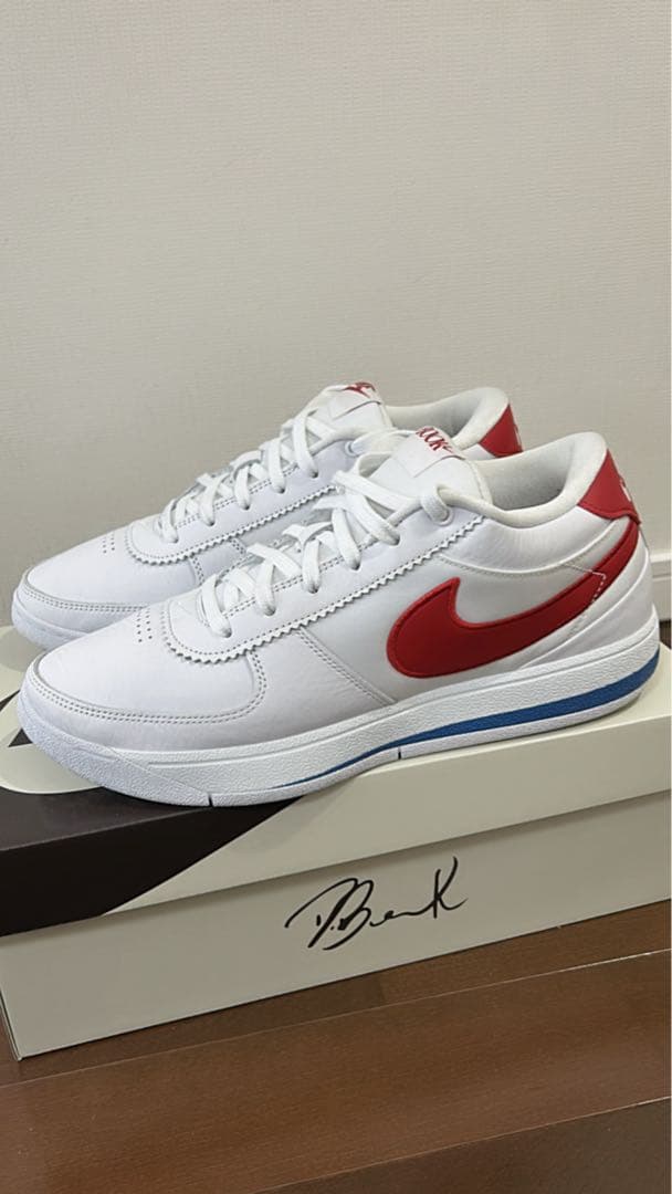 Nike BOOK1 ホワイト/レッド Nike Book 1 “Forrest Gump - White/Varsity Red/Varsity Blue