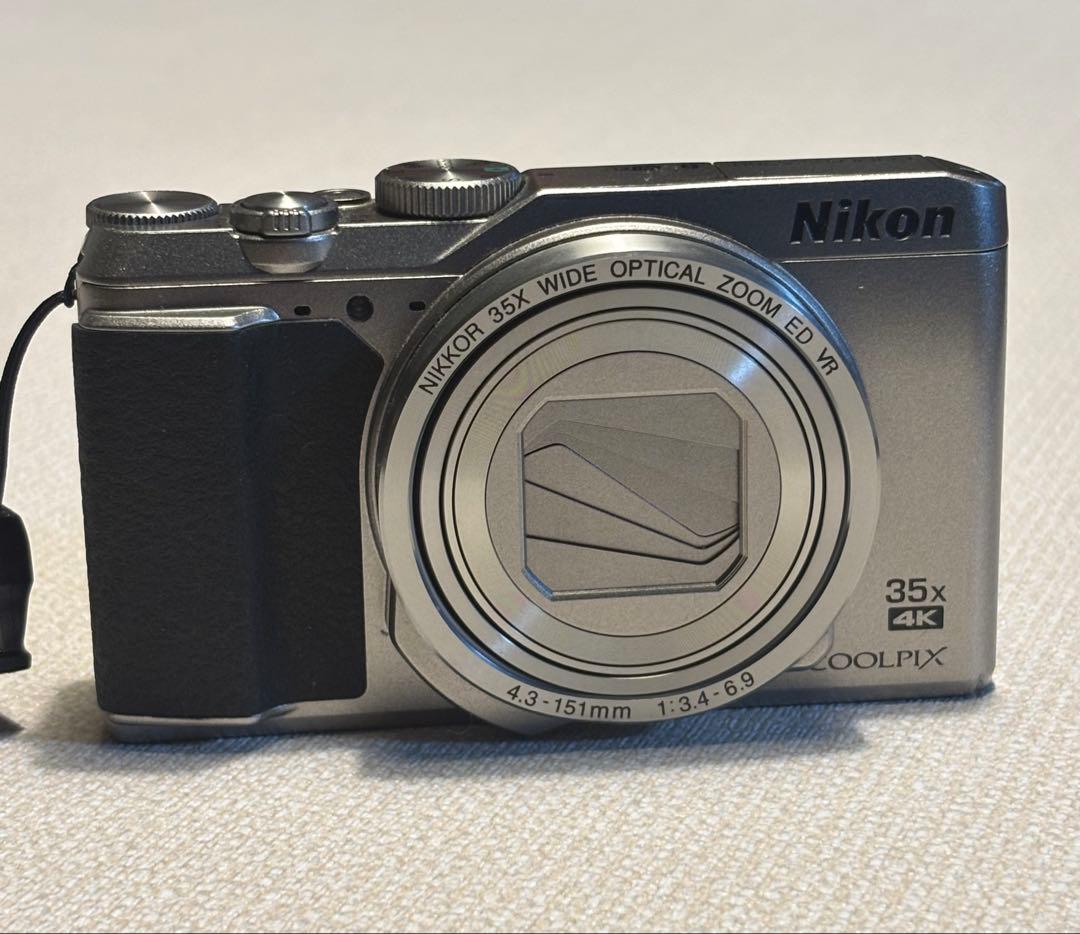 【美品】Nikon COOLPIX A900 シルバー　デジタルカメラ Amazon.com : Nikon COOLPIX A900 Digital Camera (Silver) : Electronics