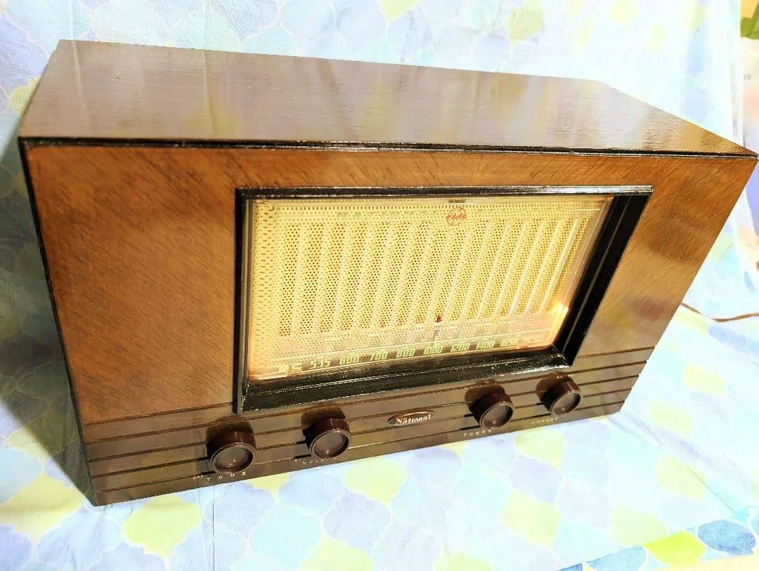 昭和家族団らんレトロ真空管ラジオ2バンド bluetooth付 ホームラジオ