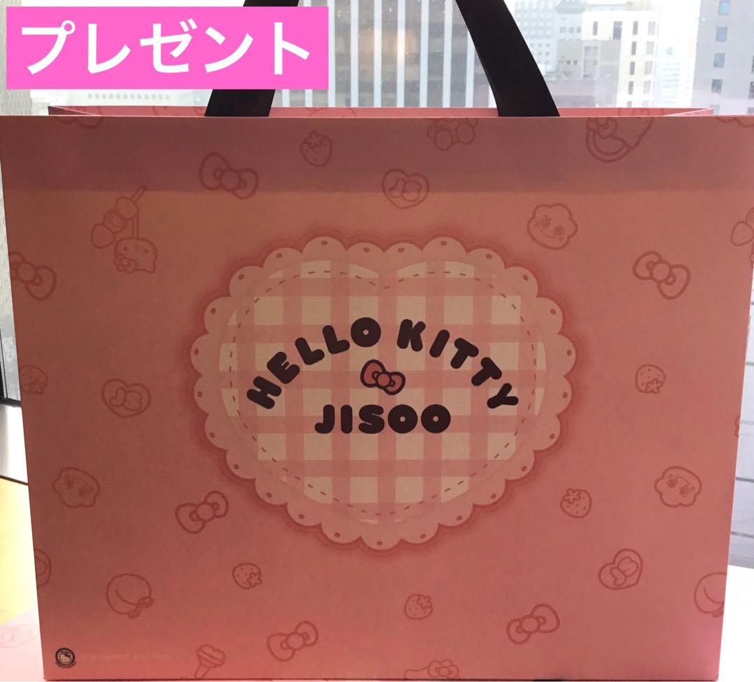 新品】HELLO KITTY☆JISOO/Keychain/BLACKGray - メルカリ