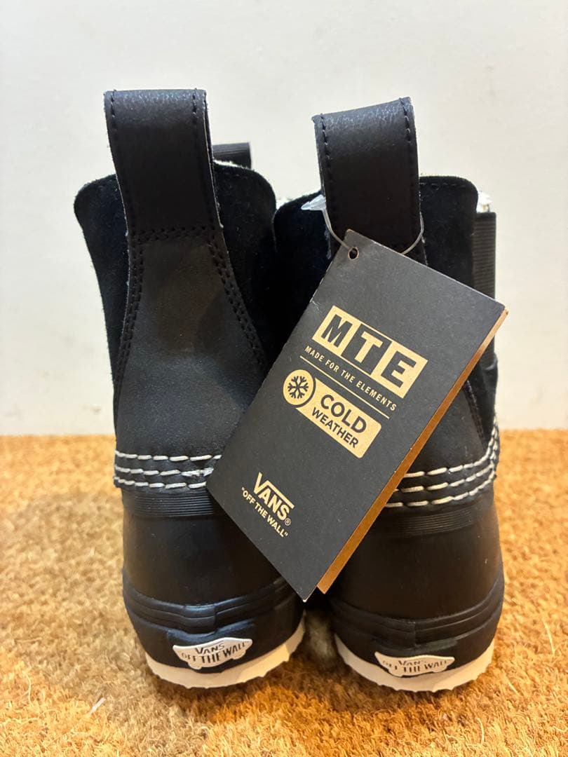 VANS Standard Mid Chelsea Snow MTE 8.5 - メルカリ