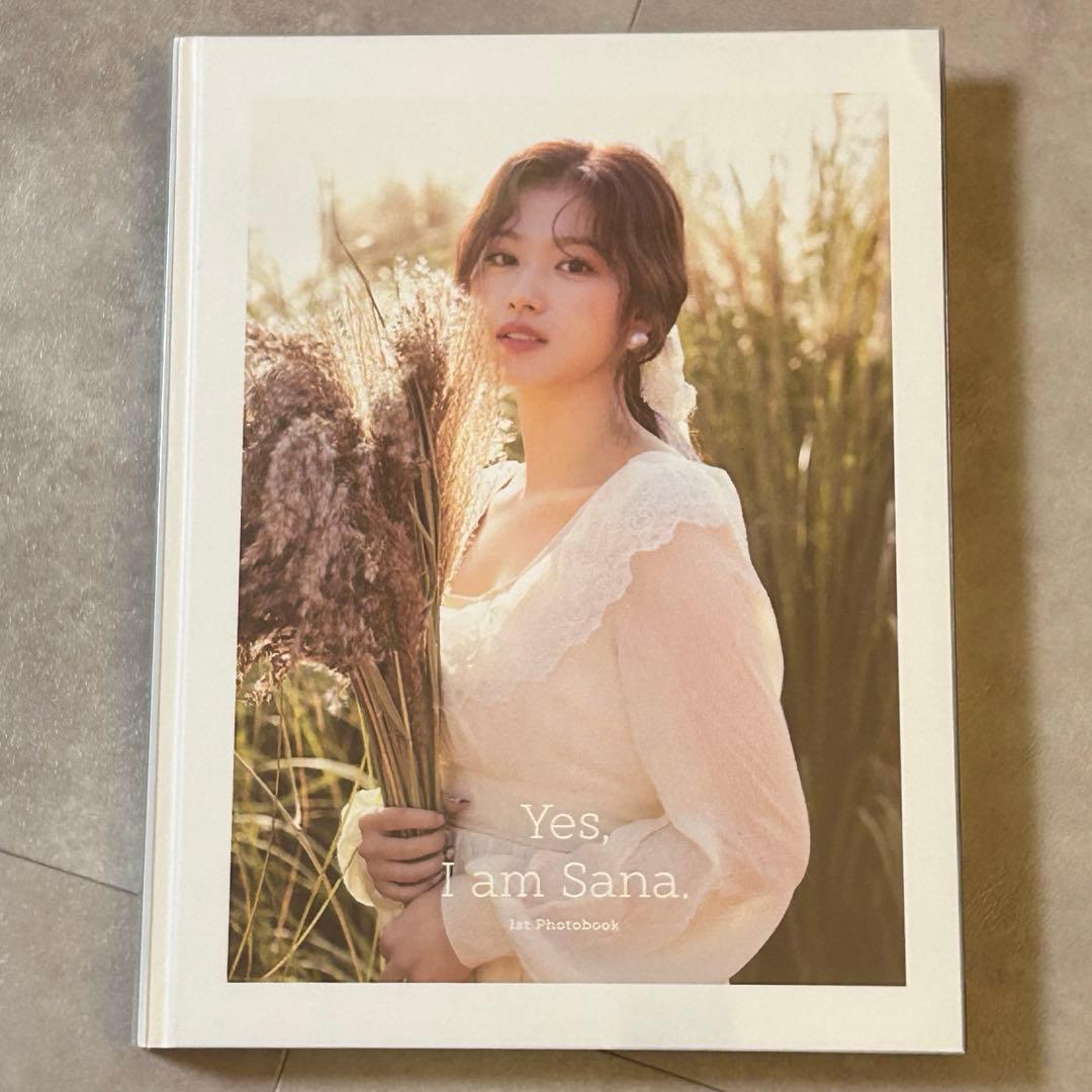 Yes, I am Sana. フォトブック - メルカリ