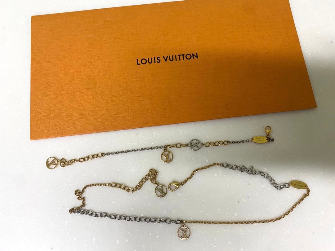 Louis Vuitton ルイヴィトン　ロゴマニア ネックレス　ブレスレット LOUIS VUITTON（ルイ・ヴィトン） モノグラム ブラスレ ロゴマニア