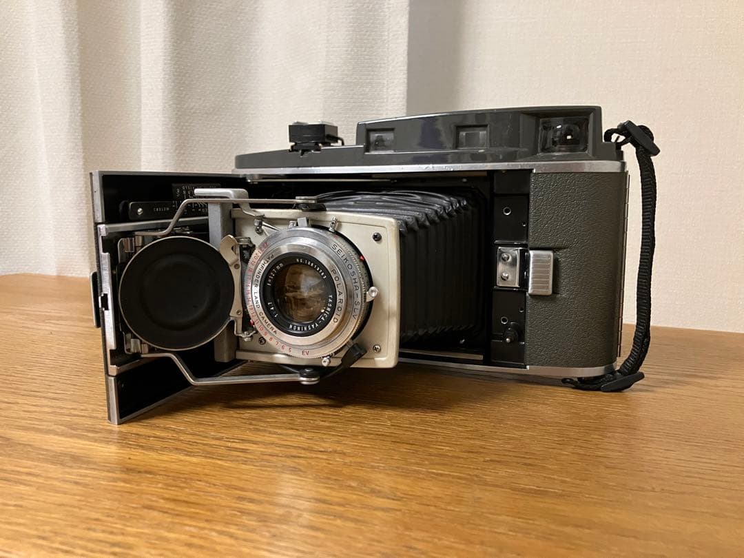 ポラロイド レトロカメラ FP-100C LAND CAMERA 希少改造品 210[1].jpg
