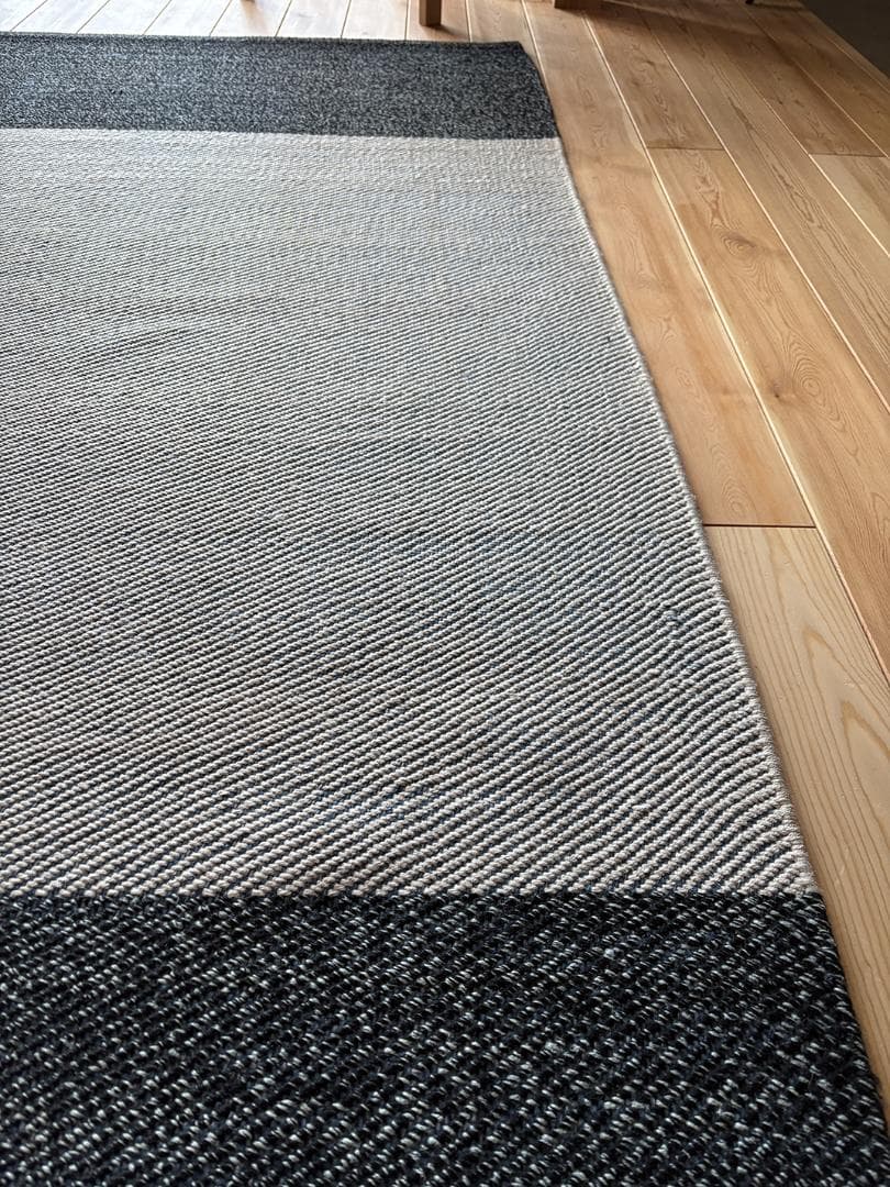 FABULA ウールラグ ACTUS デンマーク 230x170cm - メルカリ