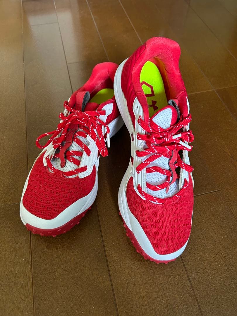 イ*輩様 Under Armour トレーニングシューズ レッド/ホワイト アンダーアーマー（UNDER ARMOUR）（メンズ）野球 トレーニング