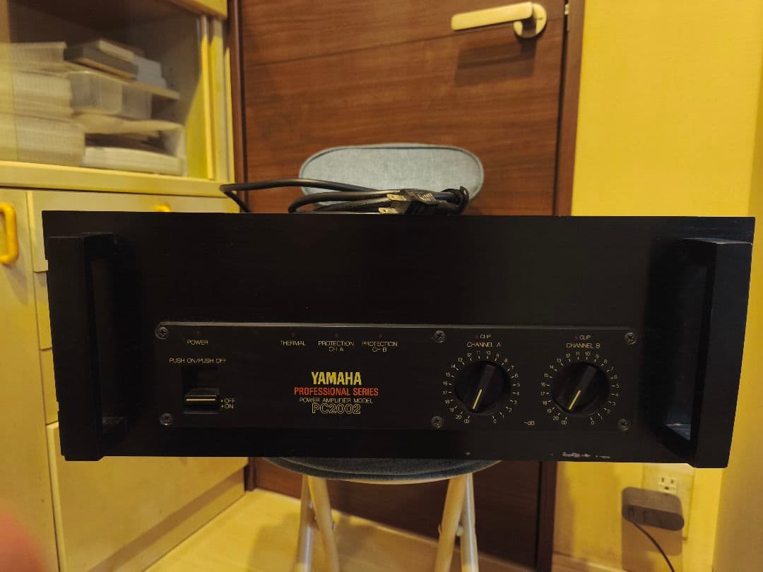 PC2002 YAMAHA パワーアンプ PC2002 YAMAHAのパワーアンプを買取いたしました。 | オーディオ機器