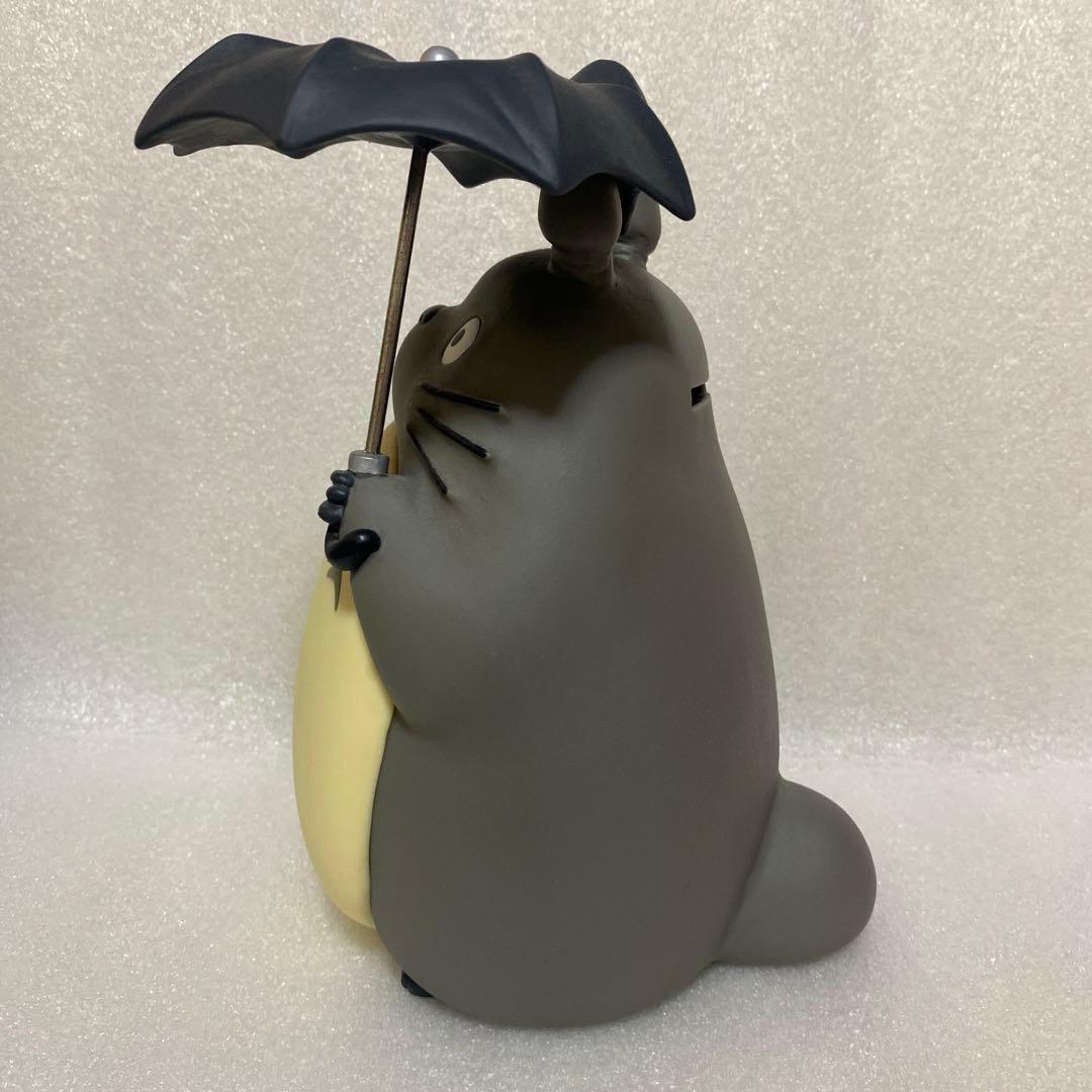 ジブリ となりのトトロ 大きな貯金箱 どんぐり共和国 バス停 七国山行