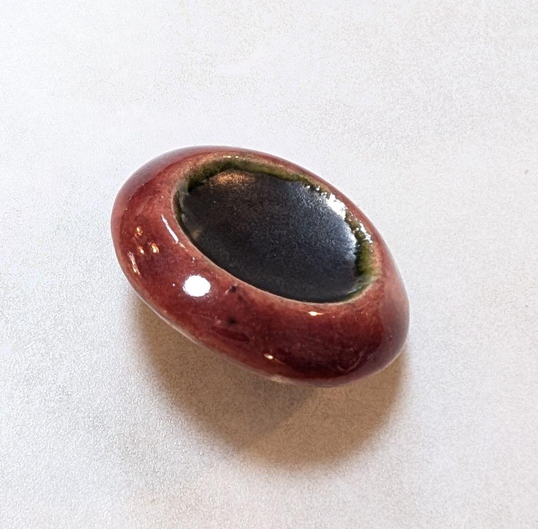 エ*イ様 No.0322 ルーシー·リー 陶器ボタンC - メルカリ