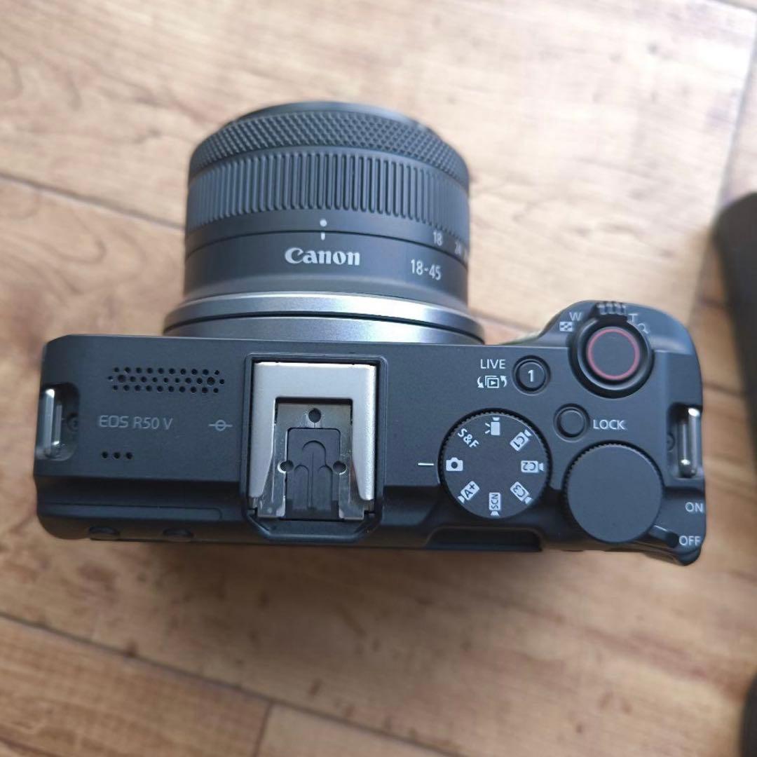 【新同】EOS R50V・RF-S18-45mm F4.5-6.3 IS STM