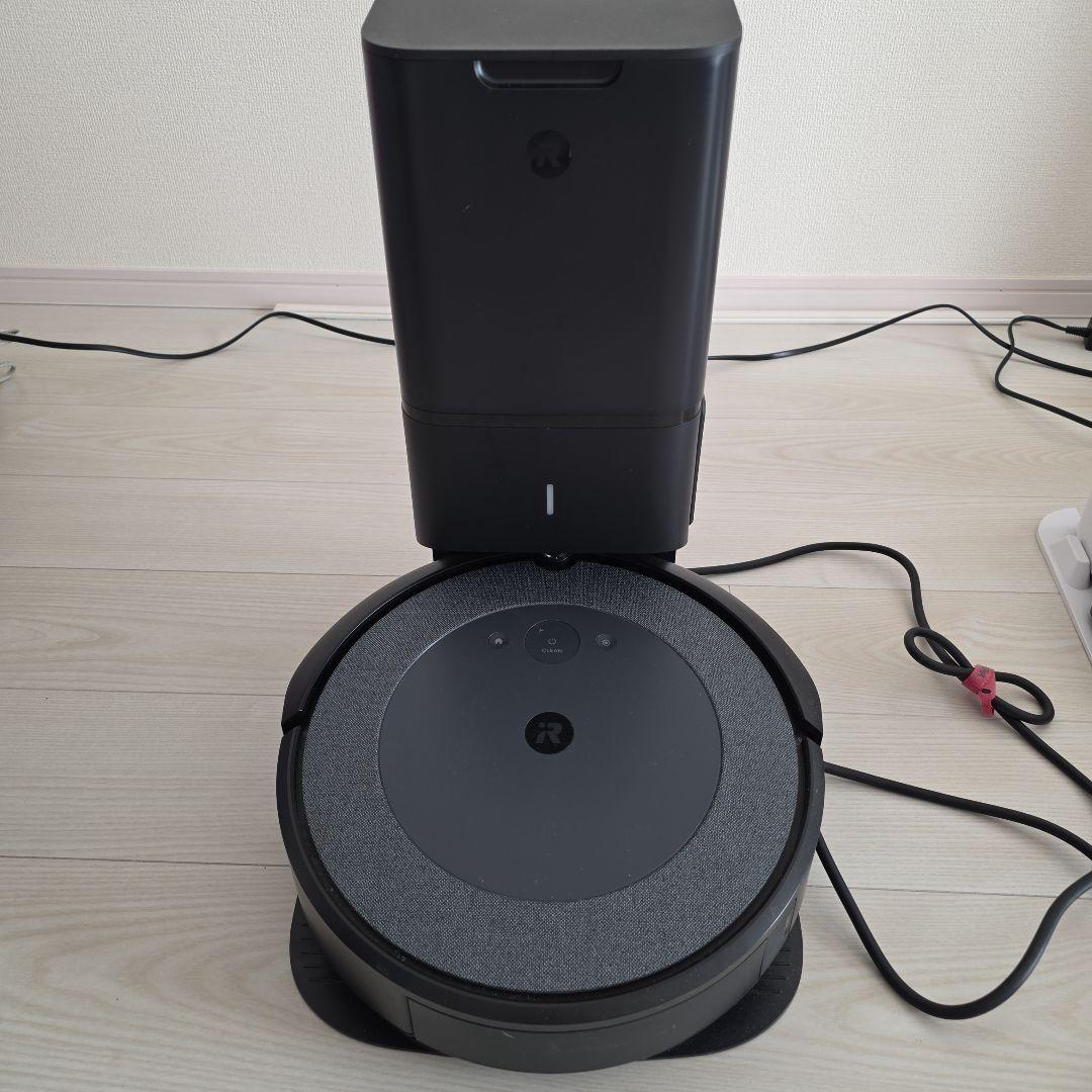 iRobot Roomba i3 本体 + 付属品 iRobot Roomba i3+ EVO Wi-Fi Robot Vacuum with Self-Emptying and