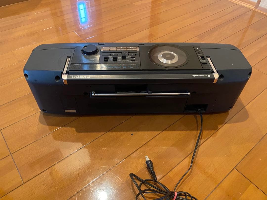 Panasonic CDラジカセ RX-FD65 - メルカリ