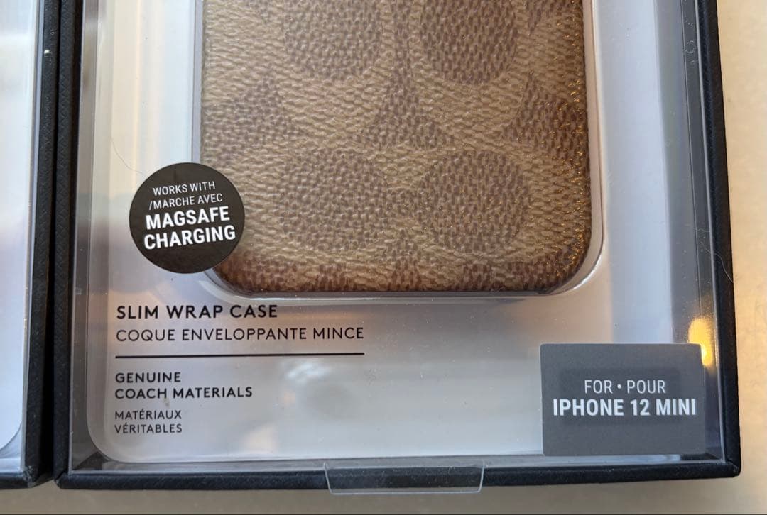 ⭐️COACH コーチ⭐️iPhone12mini用ハードケース シグネチャー柄