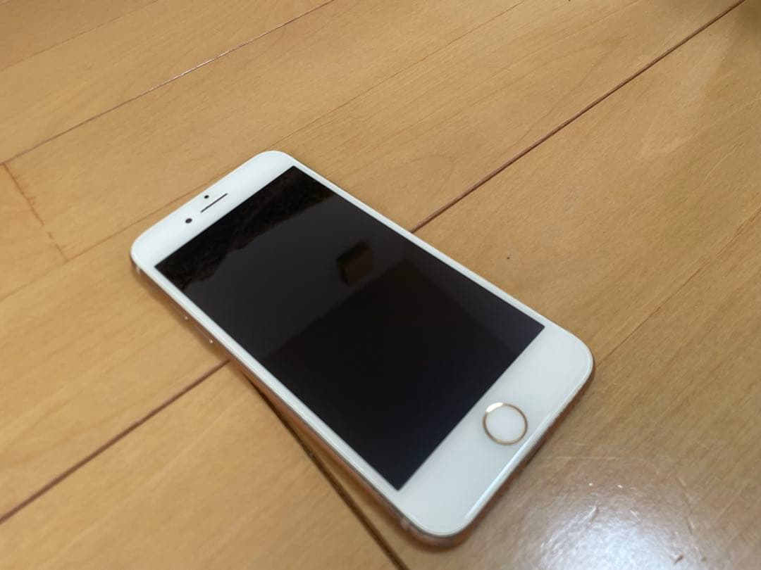 S*）様 iPhone8 64GB機能不良、背面割れあり、専用箱無し本体のみ