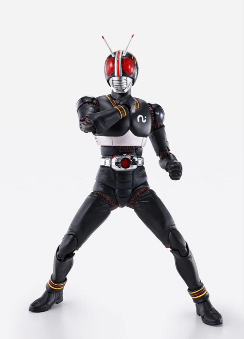 S.H.Figuarts（真骨彫製法）　BLACK、シャドームーン　2体セット
