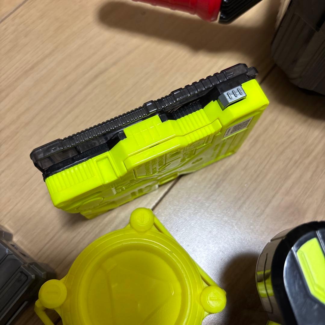 【tien2k5様泉陽】ビルドドライバー　ゼロワンドライバー　デザイアドライバー