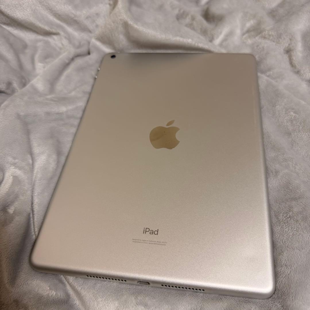 超美品】Apple iPad 第8世代 シルバー 本体のみ - メルカリ