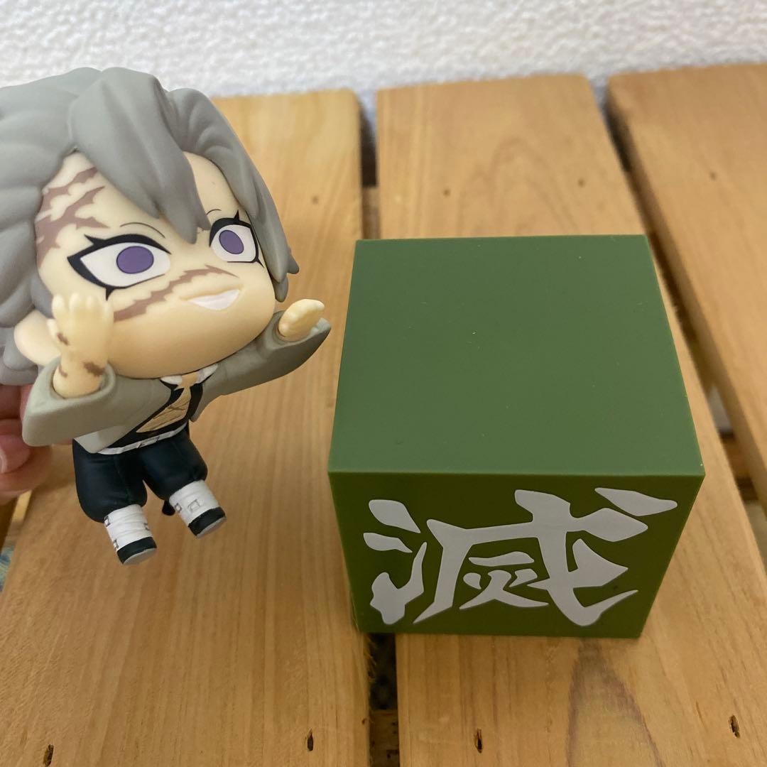 鬼滅の刃】ひっかけフィギュア 不死川実弥 - メルカリ