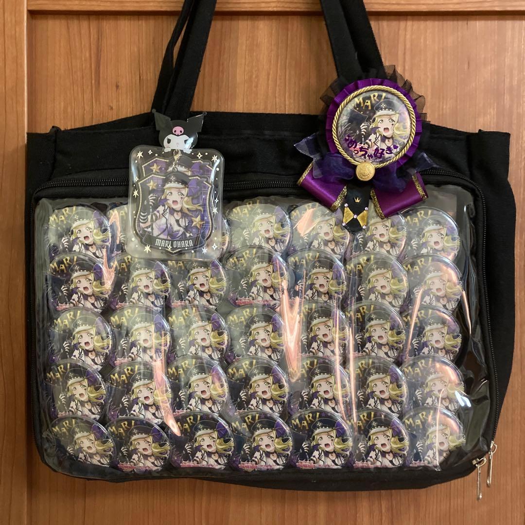 小原鞠莉 缶バッジ 痛バッグ - メルカリ