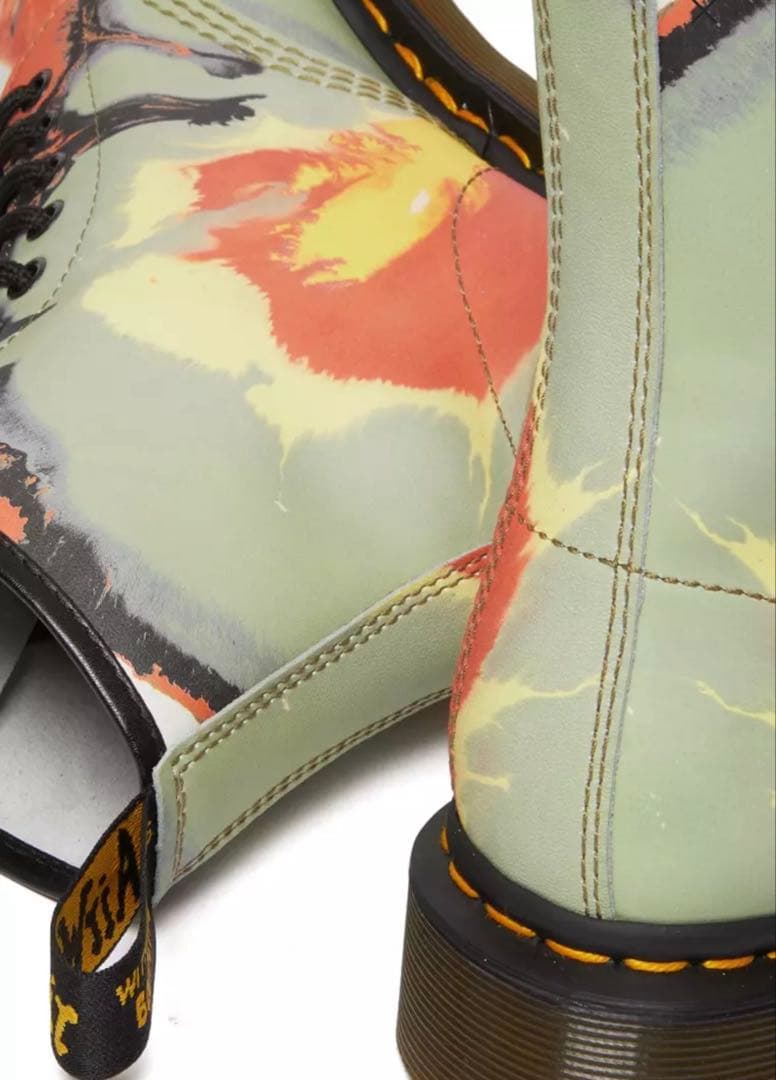 新品未使用【ドクターマーチン】 8ホールレースアップブーツ コラボ 23.5cm