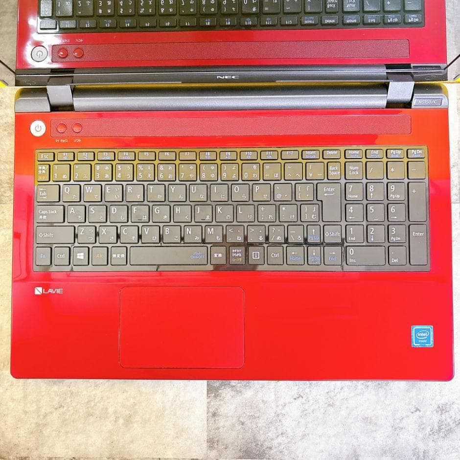 かわいい赤❣SSD搭載で快適✨Win11薄型カメラ付きノートパソコン 仕事や