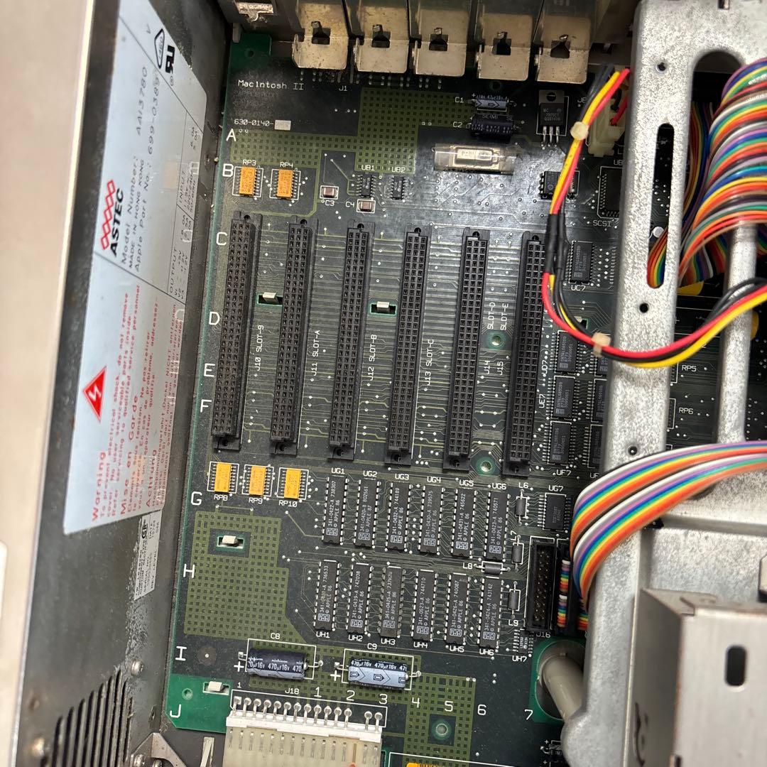 Apple Macintosh II 現状渡し品です②￼ - メルカリ