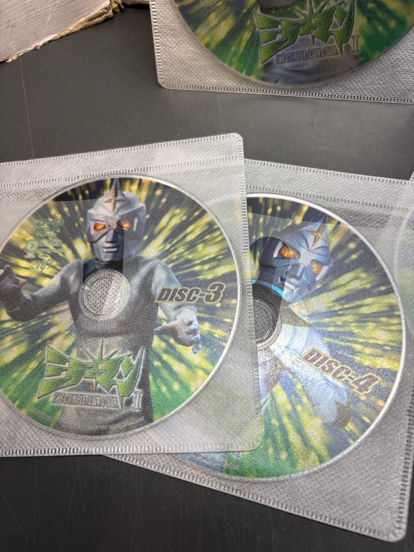 ミラーマン　フィギュア・DVD