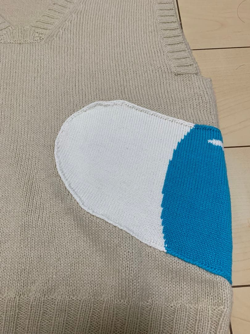 fake ass flowers ニットベストyo-sea着用　最終値下げ