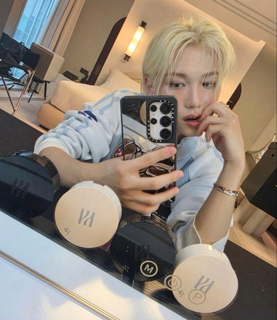 HERA クッションケース フィリックスエディション 新品未開封 - メルカリ