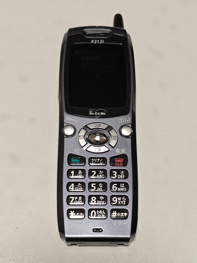 docomo ドコモ mova ムーバ F212i ガンメタ 極美品 docomo ドコモ mova ムーバ F212i ガンメタ 極美品 - メルカリ