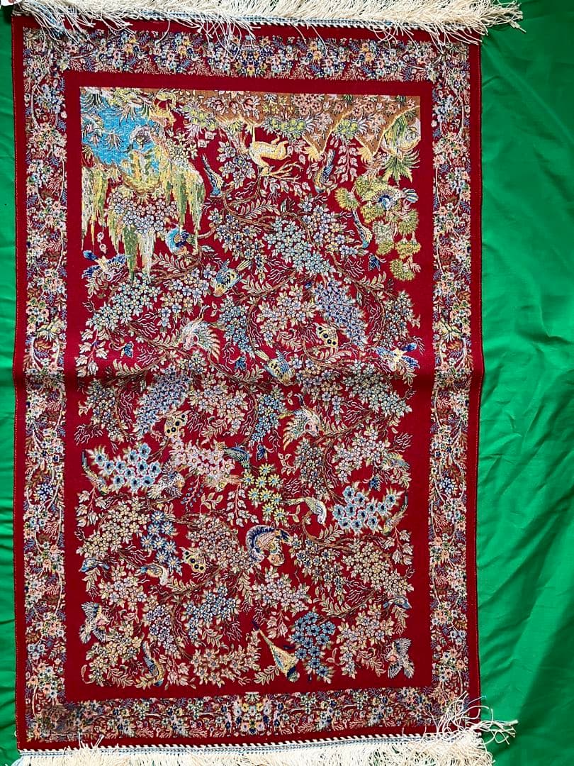 ペルシャ絨毯 赤柄シルク 90cm×58.5cm