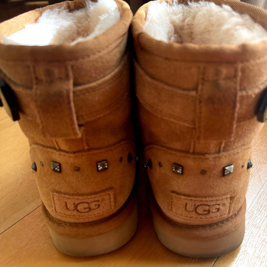 美品 UGG ムートンブーツ スタッズ サイズ23〜23.5
