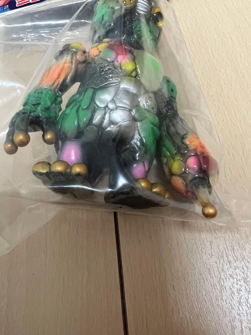 リアルヘッド ミュータントカオス 白乳系クリア×多彩色Verリアルヘッド