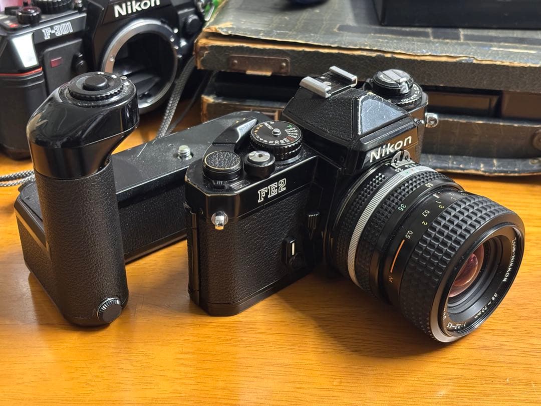 Nikon FE2 ブラック【完動品】 Nikon FE2 ブラックボディ Dマーク 整備済 ニコン（51171