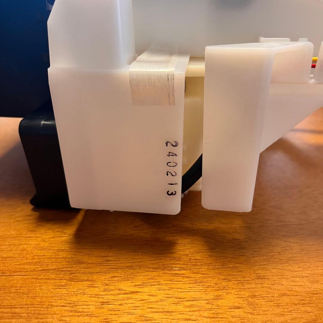 三菱 冷蔵庫 M20CV5350 冷蔵庫 MR-WZ55J付属 自動製氷機 - メルカリ